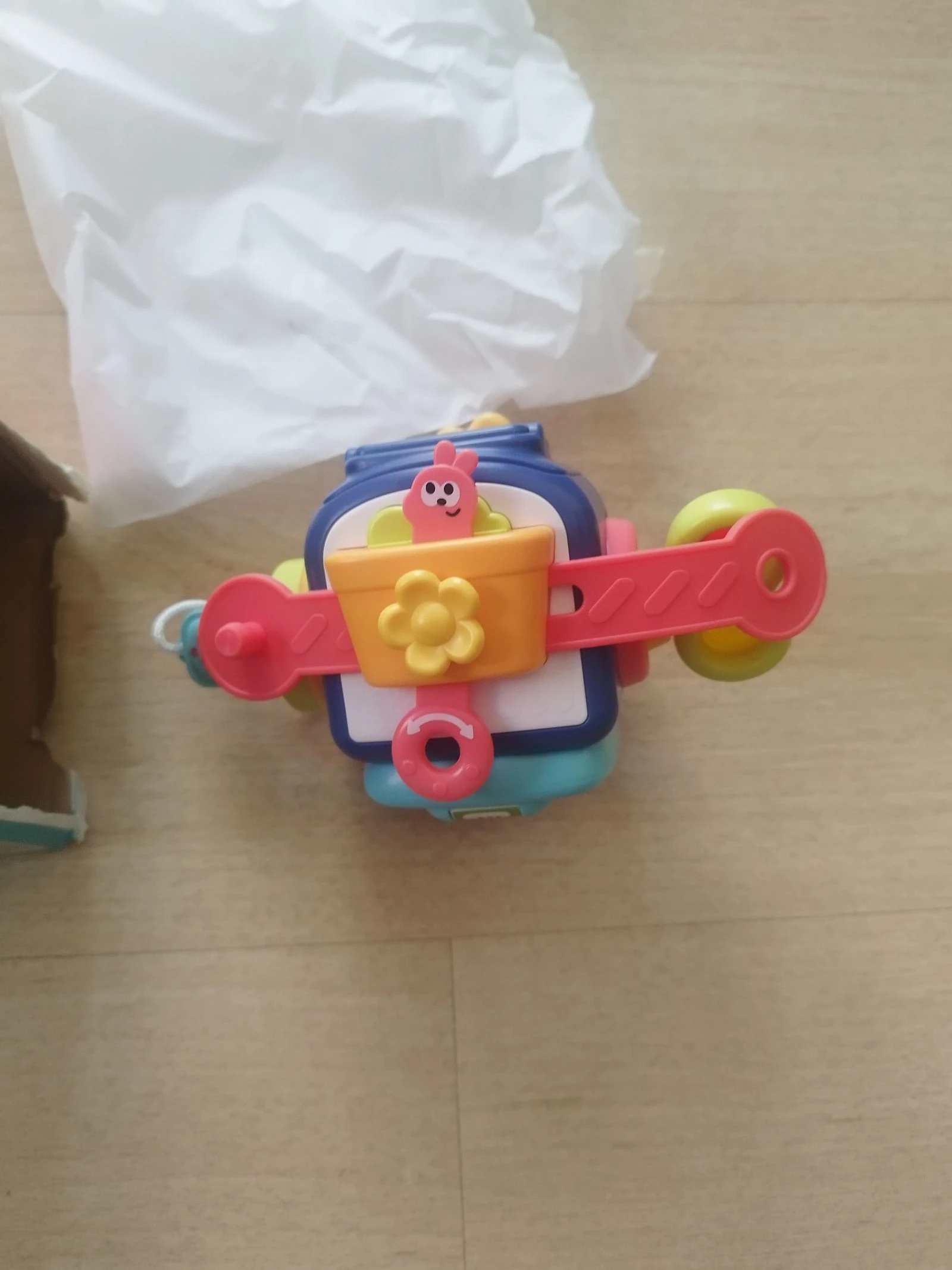 Cubo de actividades Montessori  – photo 3